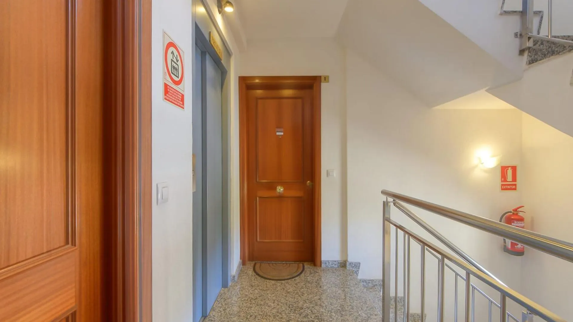 Beautiful Apartment With View Empuriabrava Španělsko