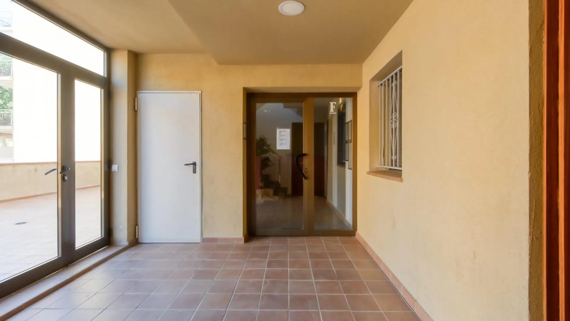 Beautiful Apartment With View Empuriabrava 0*,  Španělsko