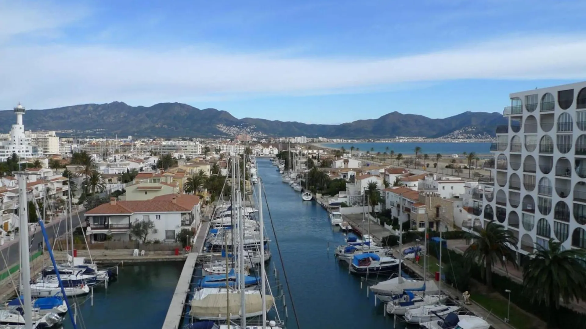Beautiful Apartment With View Empuriabrava